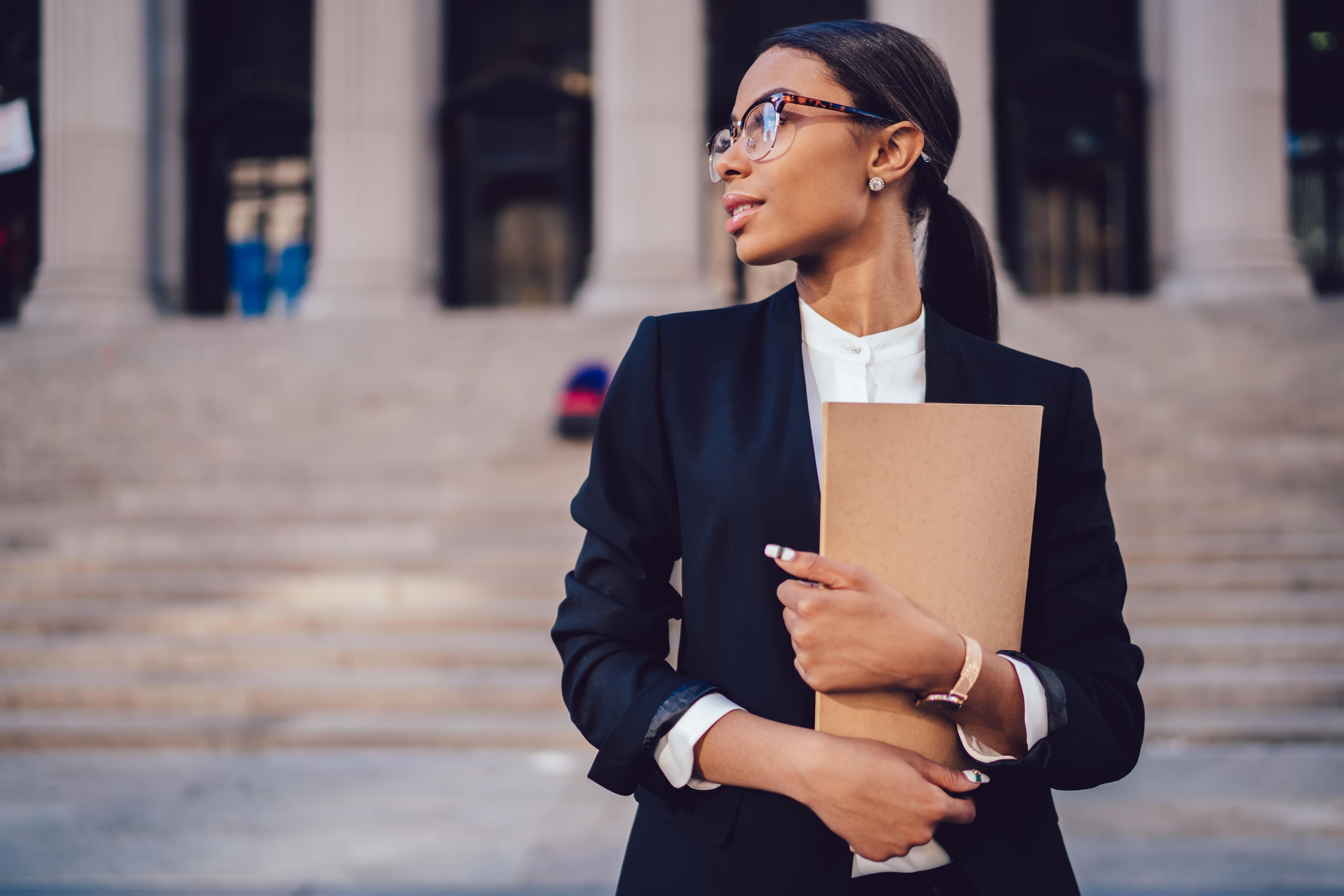 What to Bring to an Interview