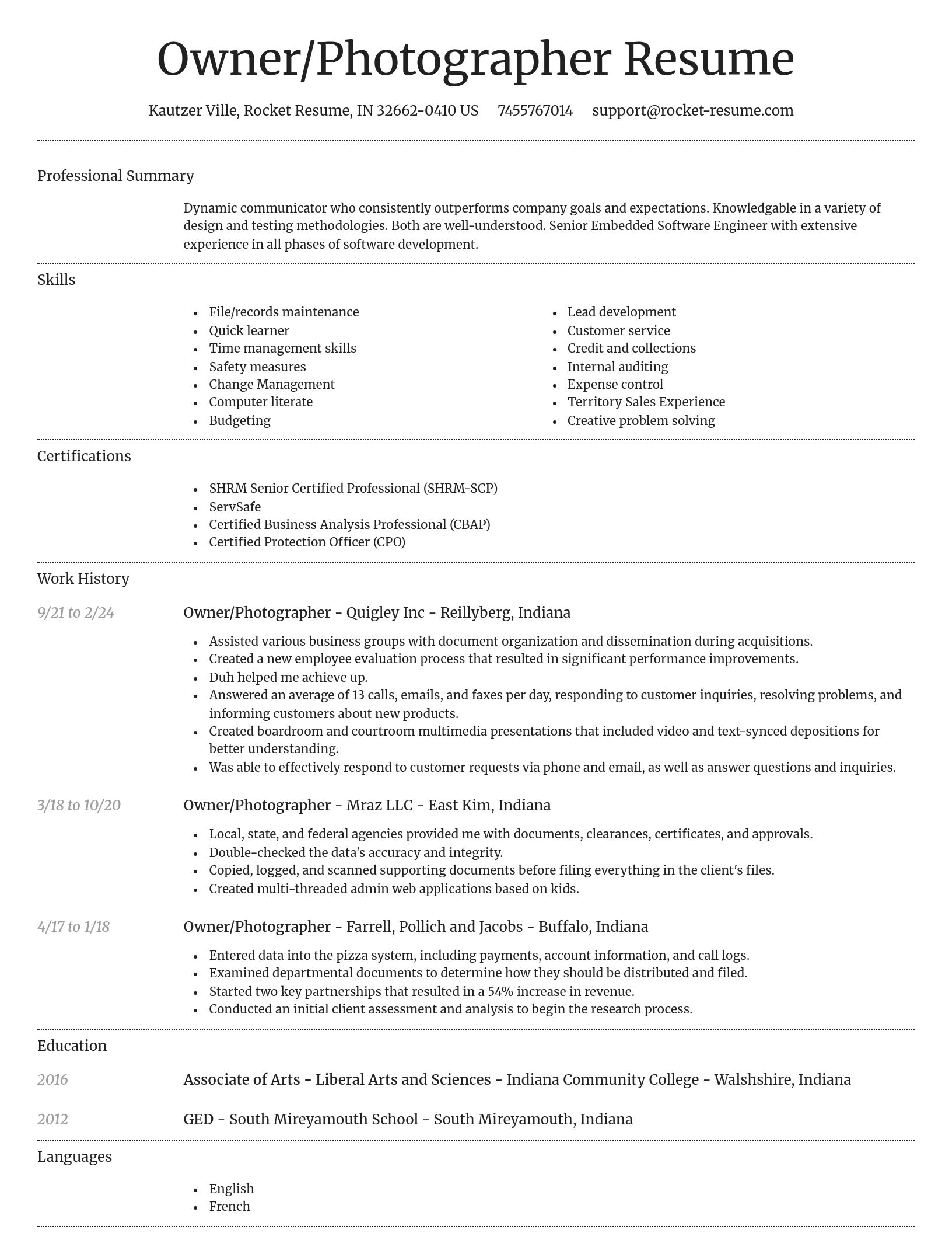 Dignified resume template