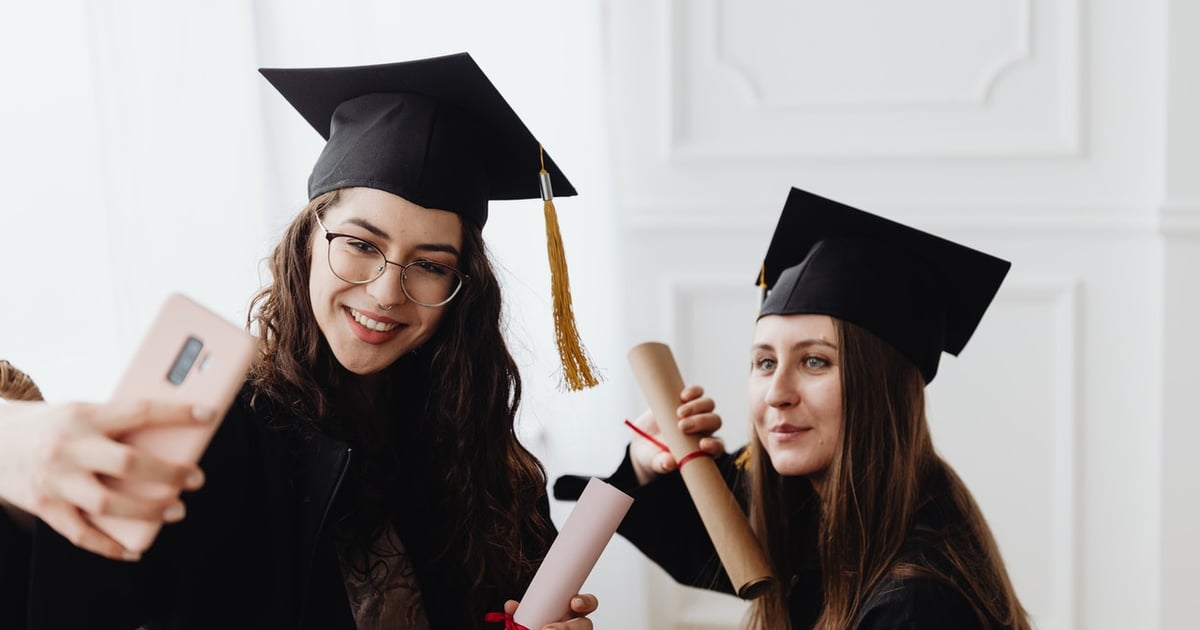 Gradutat What is the Average College Graduate Salary in 2026?